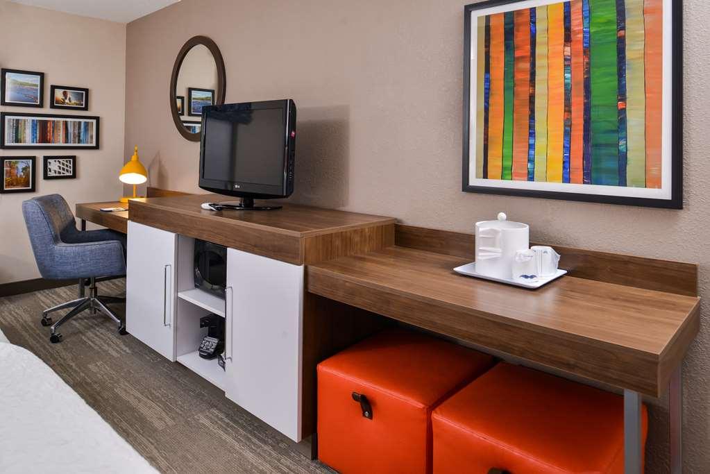 Hampton Inn Emporia Quarto foto